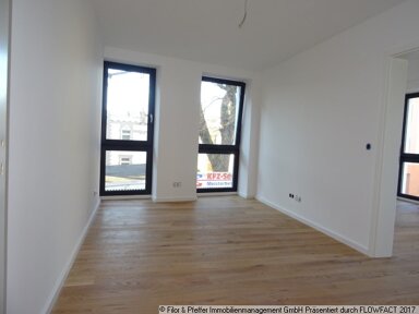 Wohnung zur Miete 410 € 2 Zimmer 49,8 m² frei ab sofort Braunschweiger Str. 13 Wormser Platz Magdeburg 39112