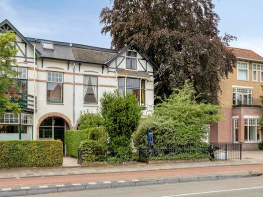 Herrenhaus zum Kauf 1.150.000 € 8 Zimmer 209 m² 407 m² Grundstück rijnsburgerweg 138 Leyde 2333 AH