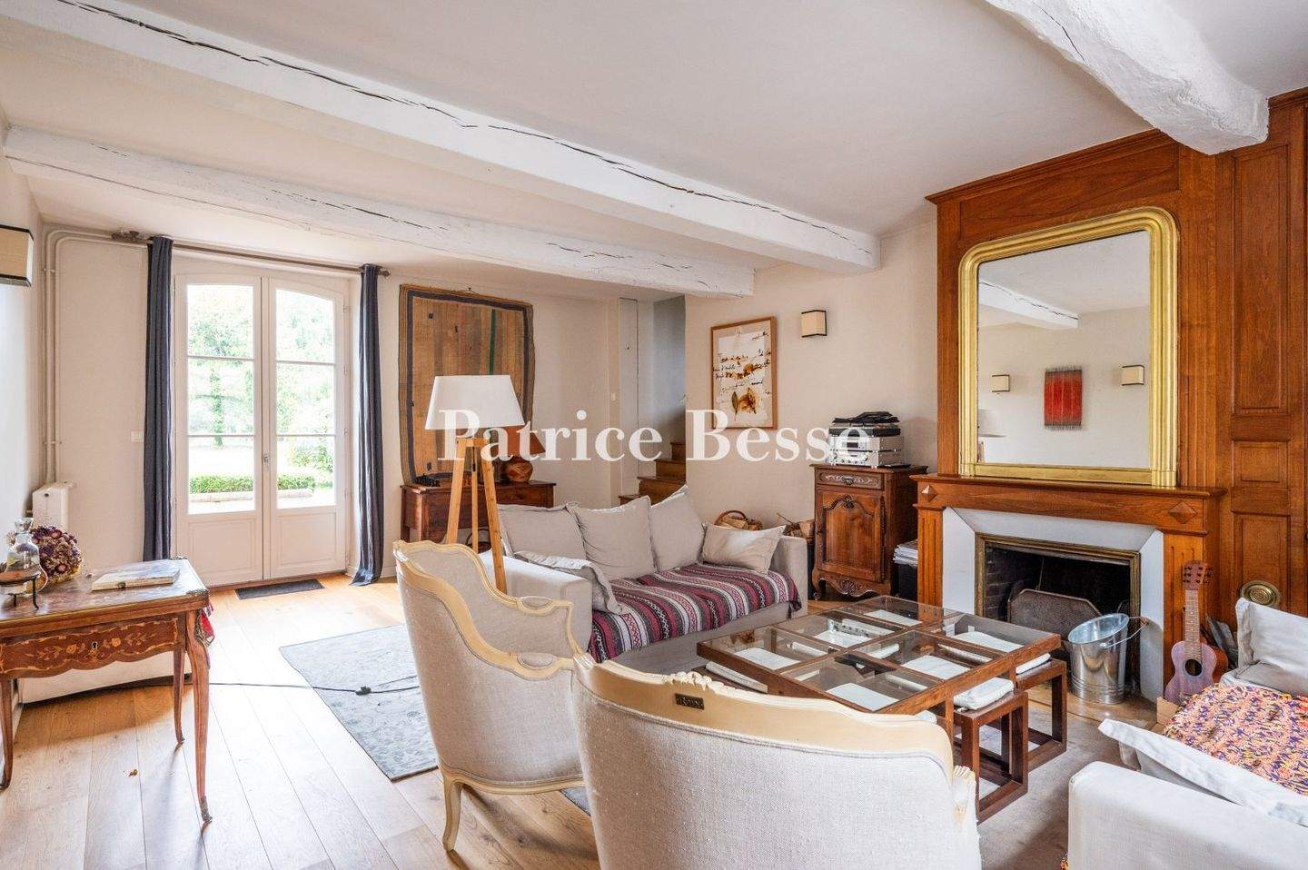 Immobilie in Heidenheim an der Brenz - A stately dwelling and its enclosed garden in the middle of a village, recognised as a "Town of Character", two hours from Paris, nestled within the P - Bild 3