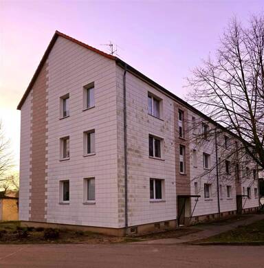 Wohnung zur Miete 300 € 2 Zimmer 56,2 m² frei ab sofort Speicherstr. 1 Salow Datzetal 17099