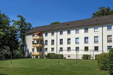 Wohnung zur Miete 479 € 3 Zimmer 71 m² 1. Geschoss frei ab 29.08.2025 Niedernhofstraße 3 Boele - Zentrum Hagen 58099