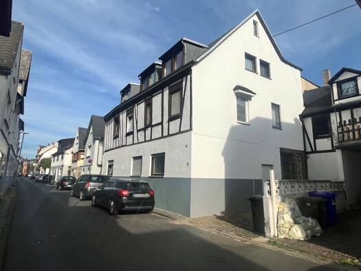 Mehrfamilienhaus zum Kauf 265.000 € 11 Zimmer 260 m² 181 m² Grundstück frei ab sofort Neuendorf Koblenz 56070