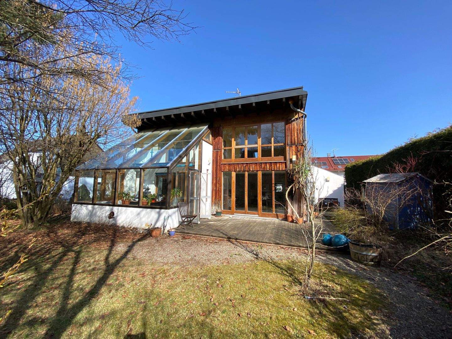 Immobilie in Wendelstein - Provisionsfreies Traumhaus 2 Wintergärten Holzdielen Loftschnitt direkt am Kanal - Bild 1