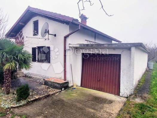 Haus zum Kauf 150.000 € 2 Zimmer 84 m² Boljunsko Polje, Lupoglav Lupoglav