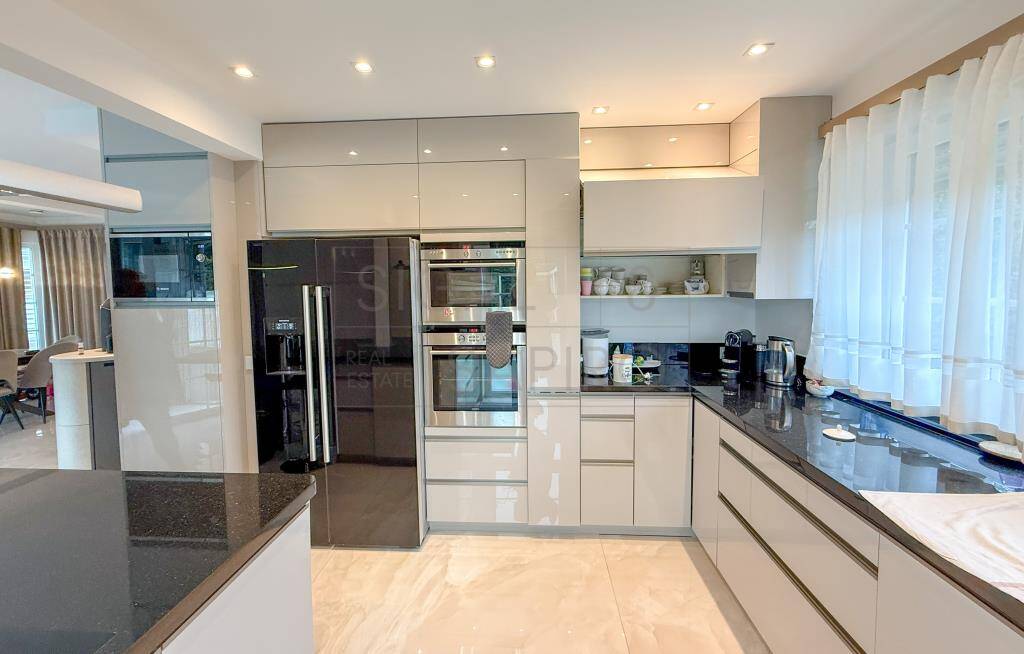 Property thumbnail 5