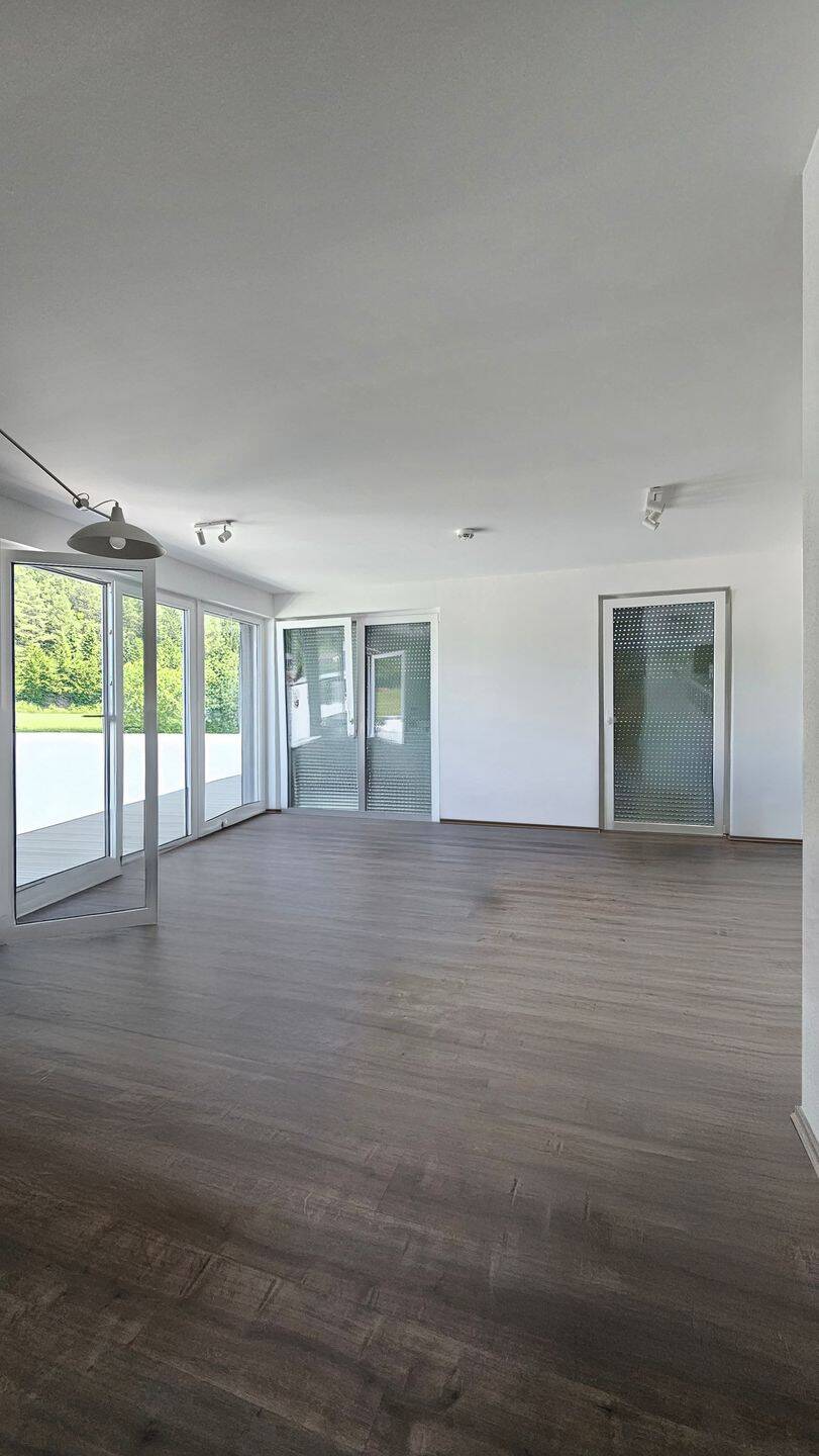 Immobilie in Niedereschach - Exklusive Penthouse-Wohnung mit Balkon und Tiefgarage in Niedereschach - Bild 1