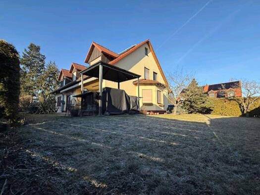 Einfamilienhaus zum Kauf 925.000 € 9 Zimmer 220 m² 558 m² Grundstück frei ab 01.06.2026 Unterasbach Oberasbach 90522