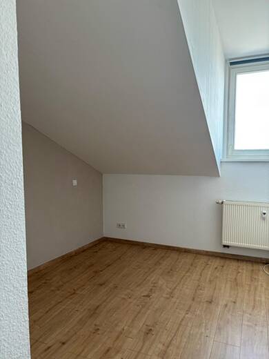 WG-Zimmer zur Miete 317 € 10 m² 3. Geschoss frei ab sofort Lützner Straße 26 Altlindenau Leipzig 04177