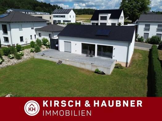 Einfamilienhaus zur Miete 1.210 € 2 Zimmer 100 m² 600 m² Grundstück Lauterhofen Lauterhofen 92283