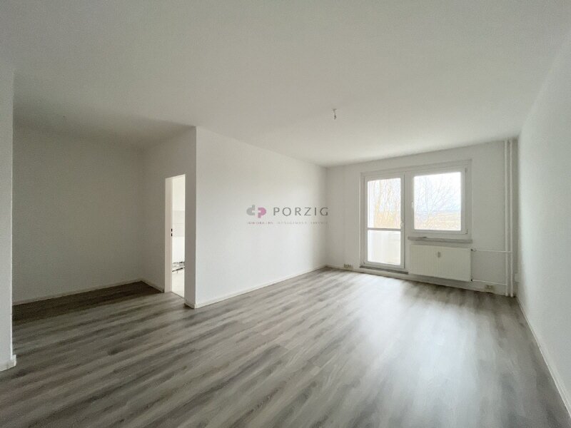 Wohnung zur Miete 320 € 2 Zimmer 55 m²<br/>Wohnfläche 4.<br/>Geschoss Marie-Tilch-Straße 1 Hutholz 645 Chemnitz 09123