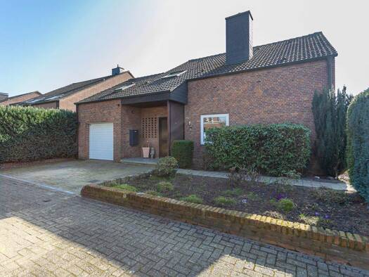 Einfamilienhaus zum Kauf 330.000 € 4 Zimmer 119 m² 589 m² Grundstück Greven 48268