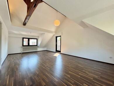 Wohnung zur Miete 830 € 3 Zimmer 85 m² Dachgeschoss, 3. Geschoss Oberesslingen - West Esslingen 73730