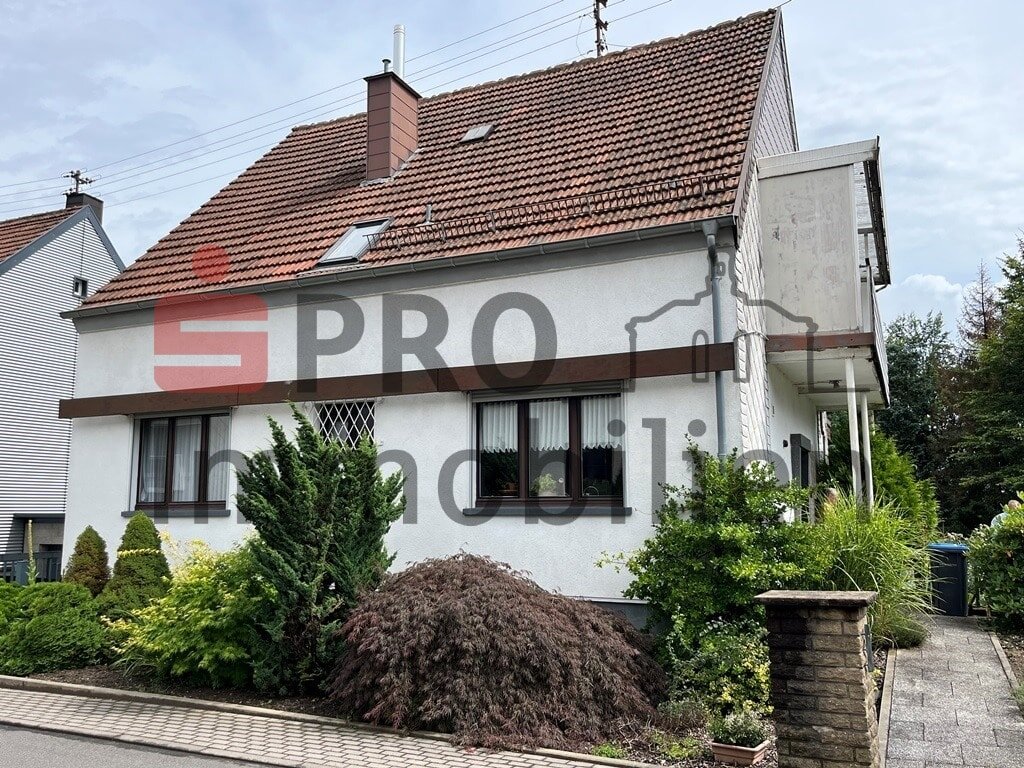 Einfamilienhaus zum Kauf 215.000 € 8 Zimmer 150 m²<br/>Wohnfläche 1.420 m²<br/>Grundstück ab sofort<br/>Verfügbarkeit Bildstock Friedrichsthal 66299