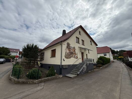 Einfamilienhaus zum Kauf 110.000 € 7 Zimmer 167 m² 507 m² Grundstück frei ab sofort Dermbach Dermbach 36466