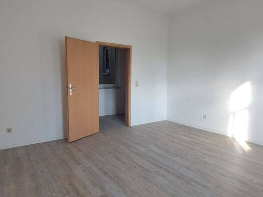 Wohnung zur Miete 950 € 3 Zimmer 92,2 m² 1. Geschoss frei ab 15.10.2026 Dornburger Straße 1 Nord Jena 07743