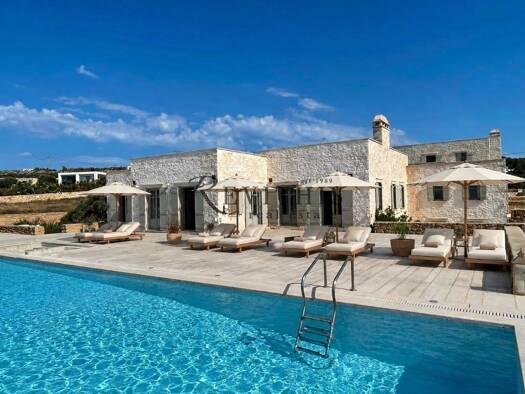 Haus zum Kauf 4.200.000 € 880 m² 8.100 m² Grundstück Paros Municipality 84401