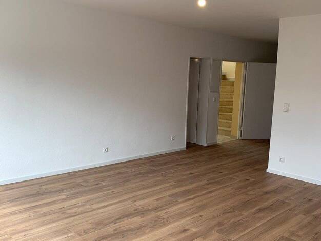 Wohnung zur Miete 1.200 € 3 Zimmer 84 m² 1. Geschoss Neu-Isenburg Neu-Isenburg 63263