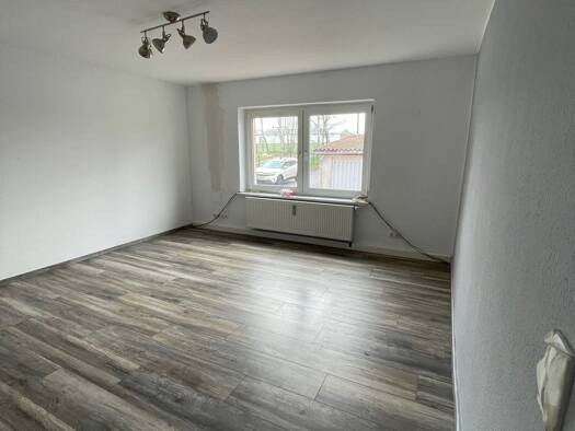Wohnung zur Miete 660 € 3 Zimmer 73 m² Geschoss 1/2 frei ab 01.01.2027 Ernst-Gebhard-Straße 8 Töttelstädt Erfurt 99090