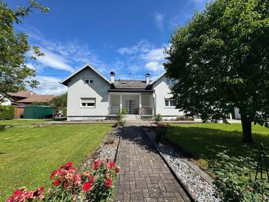 Haus zum Kauf 385.000 € 6 Zimmer 125 m² 877 m² Grundstück Mattighofen 5230