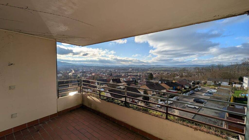 Wohnung zum Kauf 145.000 € 3 Zimmer 104 m² 5 Geschosse frei ab sofort Neustädter Ring 15 Northeim 37154