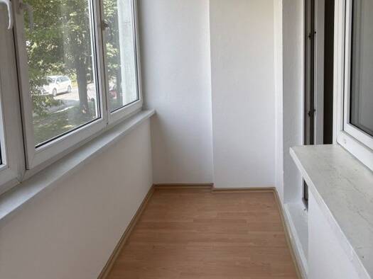 Wohnung zur Miete 337 € 2 Zimmer 51,9 m² Coswig 01640