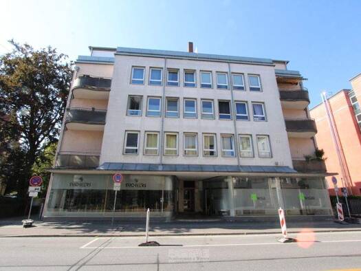Wohnung zur Miete 830 € 2 Zimmer 72 m² 2. Geschoss frei ab 01.02.2026 Innenstadt Regensburg 93047