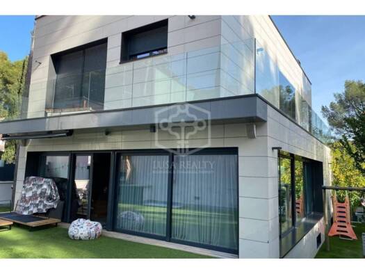 Villa zum Kauf 2.200.000 € 5 Zimmer 340 m² Castelldefels 08860