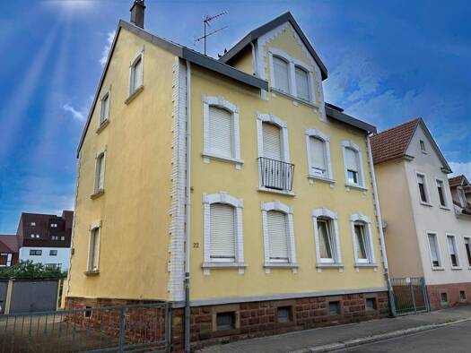 Mehrfamilienhaus zum Kauf 600.000 € 7 Zimmer 250 m² 539 m² Grundstück Kehl Kehl 77694