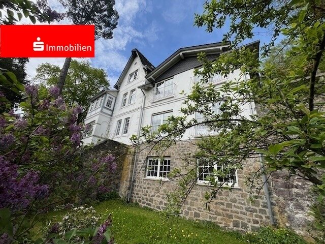 Villa zum Kauf 15 Zimmer 540 m²<br/>Wohnfläche 3.283 m²<br/>Grundstück ab sofort<br/>Verfügbarkeit Dillenburg Dillenburg 35683