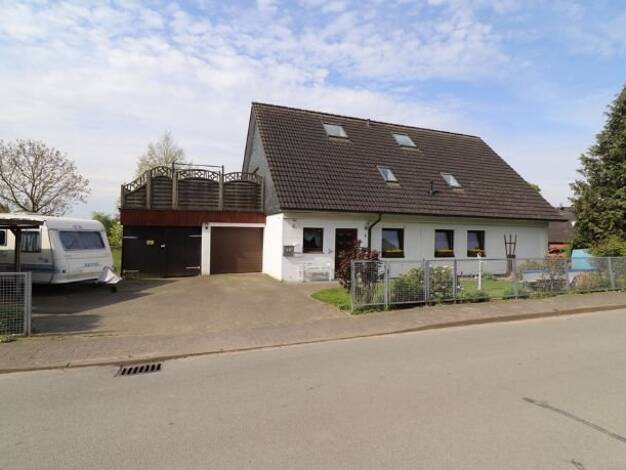 Mehrfamilienhaus zum Kauf 399.000 € 7 Zimmer 216 m² 1.636 m² Grundstück Bebensee 23816