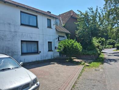 Mehrfamilienhaus zum Kauf 420.000 € 578 m² 13.500 m² Grundstück Fuhlen Hessisch Oldendorf 31840