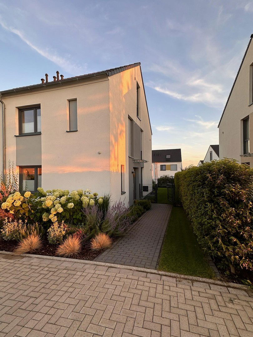 Doppelhaushälfte zum Kauf provisionsfrei 750.000 € 5 Zimmer 124 m²<br/>Wohnfläche 249 m²<br/>Grundstück Neviges-Tönisheide Velbert 42553