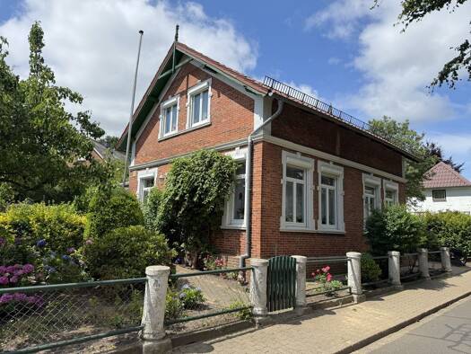 Einfamilienhaus zum Kauf 198.000 € 4 Zimmer 111,1 m² 435 m² Grundstück Burg 25712