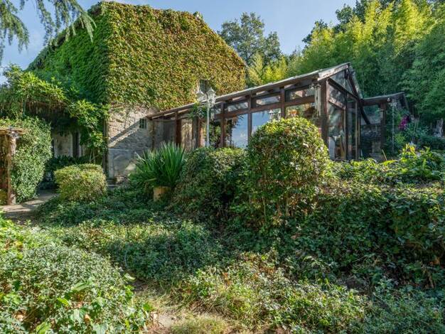 Bauernhaus zum Kauf 1.400.000 € 17 Zimmer 244 m² 11.190 m² Grundstück Cortona 52044