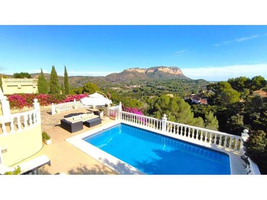 Chalet zum Kauf 1.850.000 € 6 Zimmer 394 m² 1.412 m² Grundstück Dénia 03709