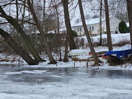 Doppelhaushälfte zum Kauf provisionsfrei 120.000 € 2 Zimmer 45 m² 350 m² Grundstück Crivitzer Straße Settin Tramm 19089