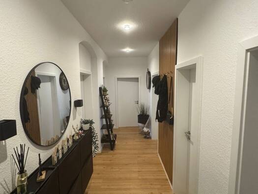 Wohnung zur Miete 640 € 3 Zimmer 88 m² Geschoss 2/4 frei ab 01.05.2026 Hilbersdorf Chemnitz 09131