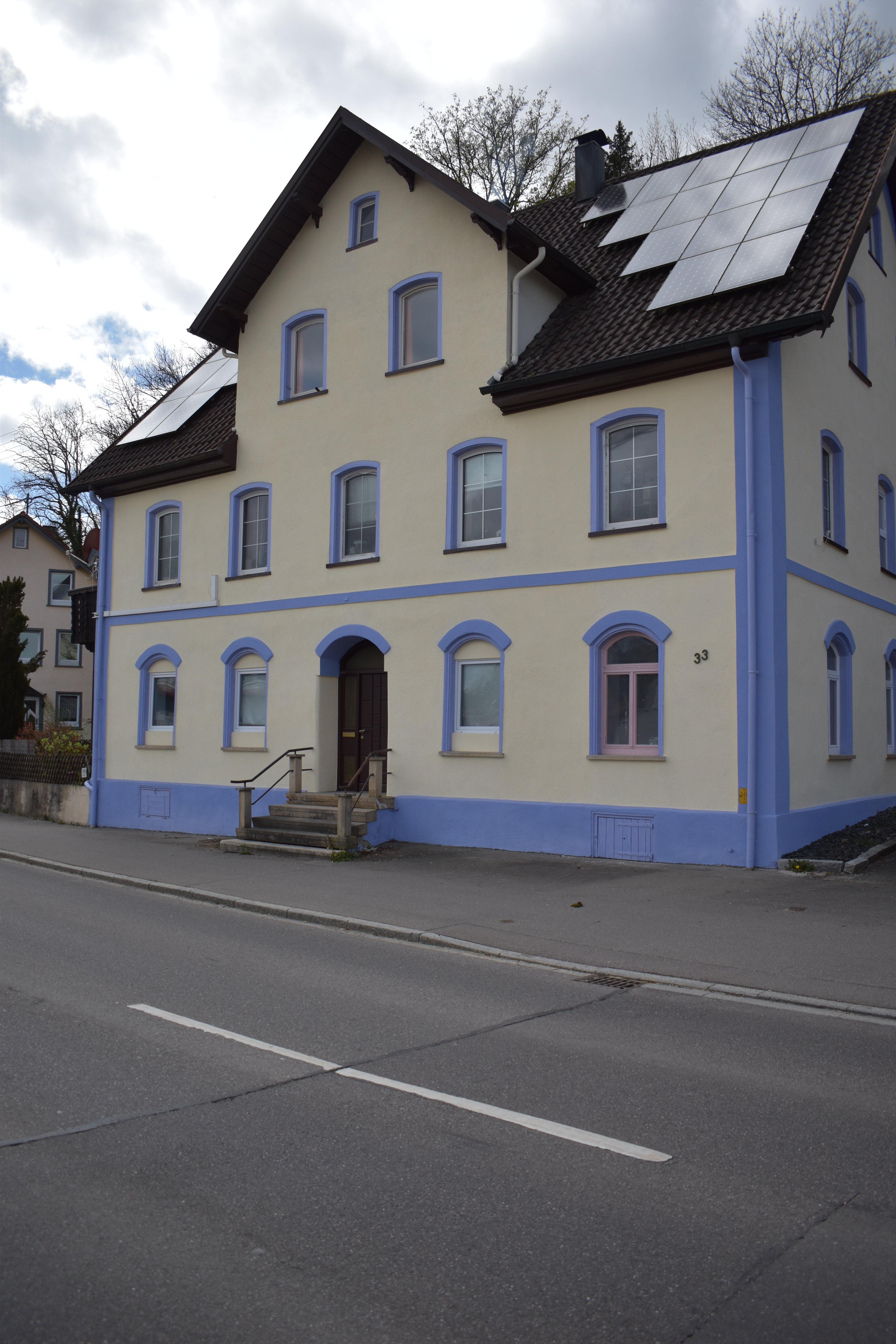 Haus zum Kauf als Kapitalanlage geeignet 730.000 € 12 Zimmer 395 m²<br/>Wohnfläche 905 m²<br/>Grundstück Sigmaringendorf Sigmaringendorf 72517