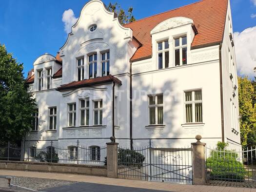 Villa zum Kauf 590.000 € 12 Zimmer 341 m² 776 m² Grundstück frei ab sofort Pritzwalk 16928