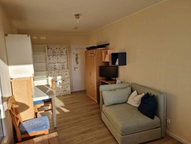 WG-Zimmer zur Miete Wohnen auf Zeit 815 € 16 m² frei ab 30.06.2025 Lokstedt Hamburg 22529