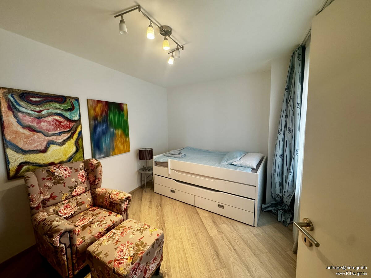 Property thumbnail 13