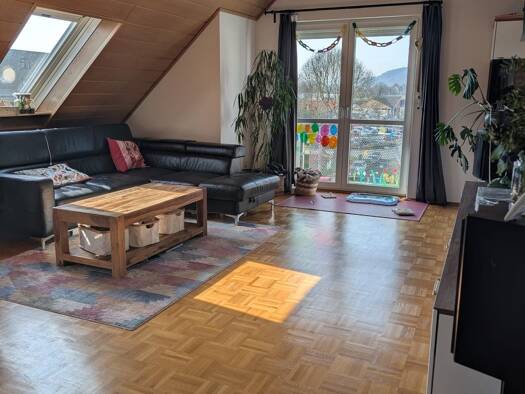 Wohnung zur Miete 750 € 3 Zimmer 90 m² Geschoss 3/4 frei ab sofort Hubertusweg 12 Bad Hersfeld 36251