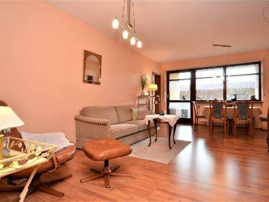 Wohnung zur Miete 990 € 2 Zimmer 56 m² 3. Geschoss frei ab sofort Universitätsviertel Universitätsviertel 86159