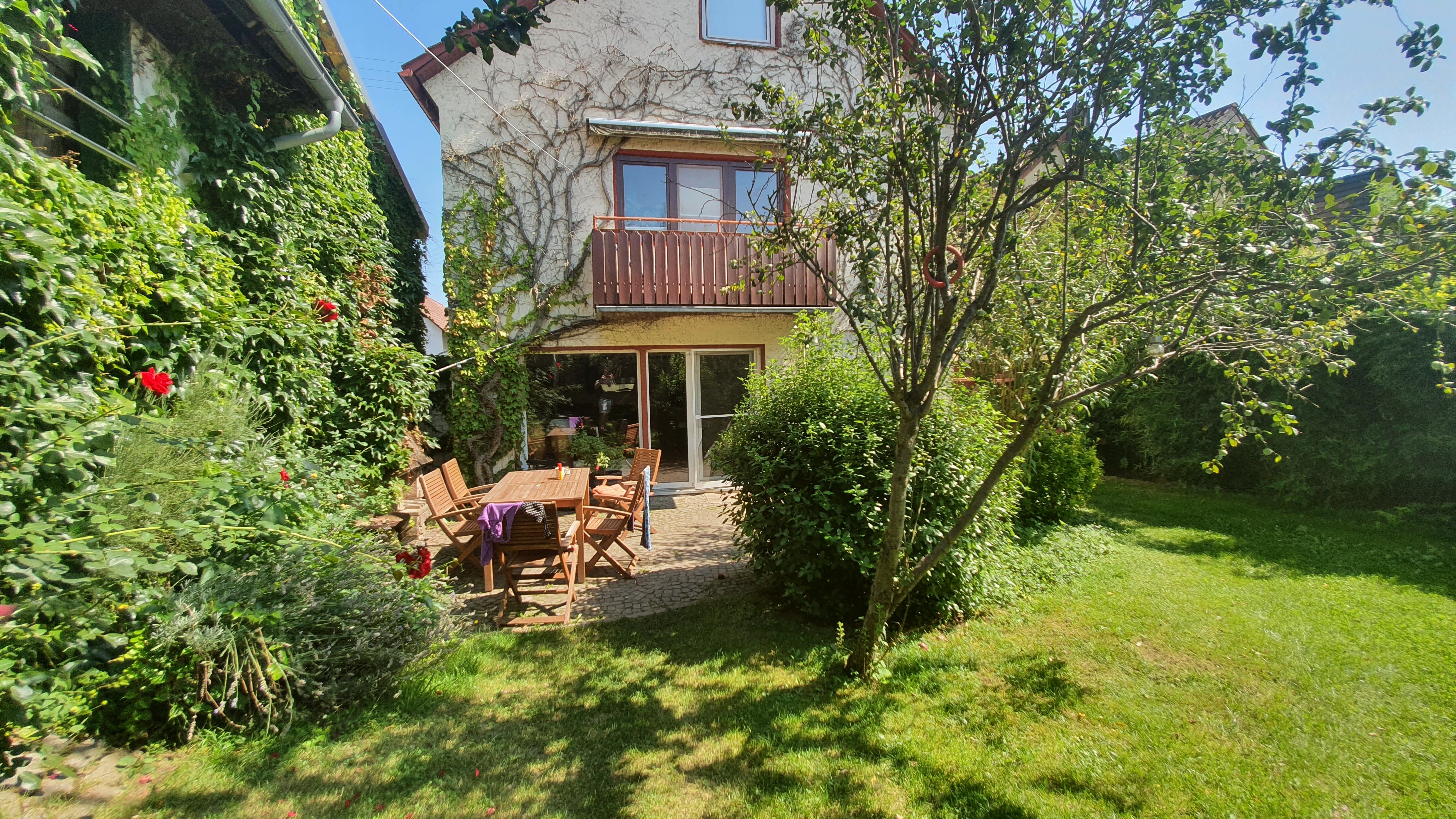 Einfamilienhaus zum Kauf 439.000 € 7,5 Zimmer 234 m²<br/>Wohnfläche 480 m²<br/>Grundstück ab sofort<br/>Verfügbarkeit Leimersheim 76774