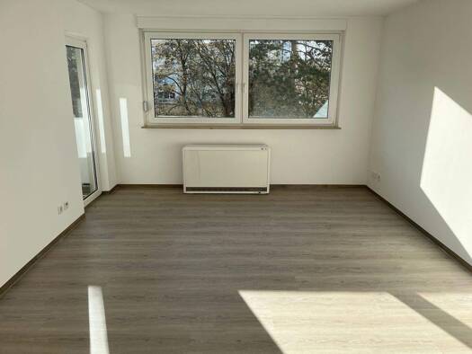 Wohnung zur Miete 700 € 3 Zimmer 76 m² 2. Geschoss frei ab sofort Deutenbach Stein 90547