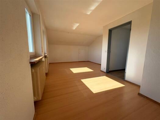 Wohnung zum Kauf 190.000 € 2 Zimmer 43 m² frei ab sofort Pfraundorf Raubling 83064