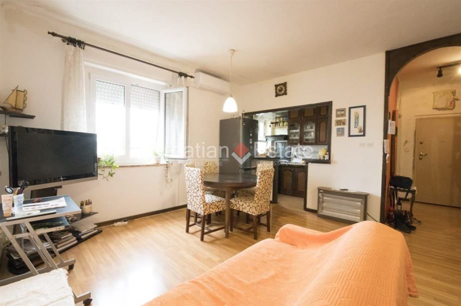 Wohnung zum Kauf 310.000 € 2 Zimmer 67 m²<br/>Wohnfläche 4.<br/>Geschoss Split