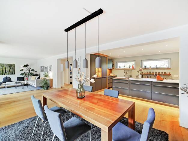 Doppelhaushälfte zum Kauf 1.250.000 € 5 Zimmer 183 m² 1.212 m² Grundstück Egmating Egmating 85658