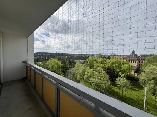 Wohnung zur Miete 230 € 1 Zimmer 35 m² Geschoss 7/10 frei ab sofort Neuplanitzer Straße 31 Neuplanitz Zwickau 08062