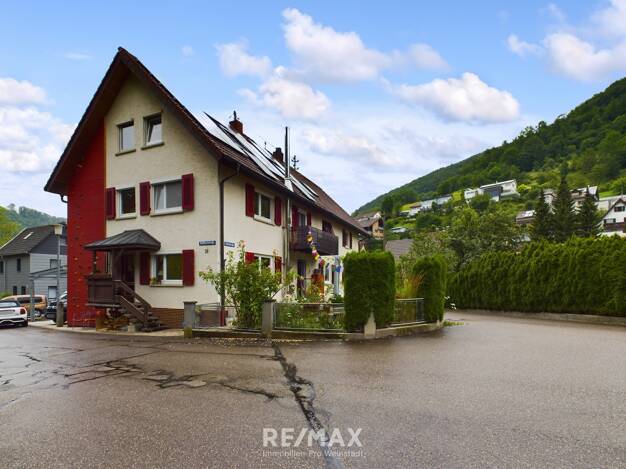 Doppelhaushälfte zum Kauf 419.000 € 7 Zimmer 137,5 m² 219 m² Grundstück Wiesensteig 73349